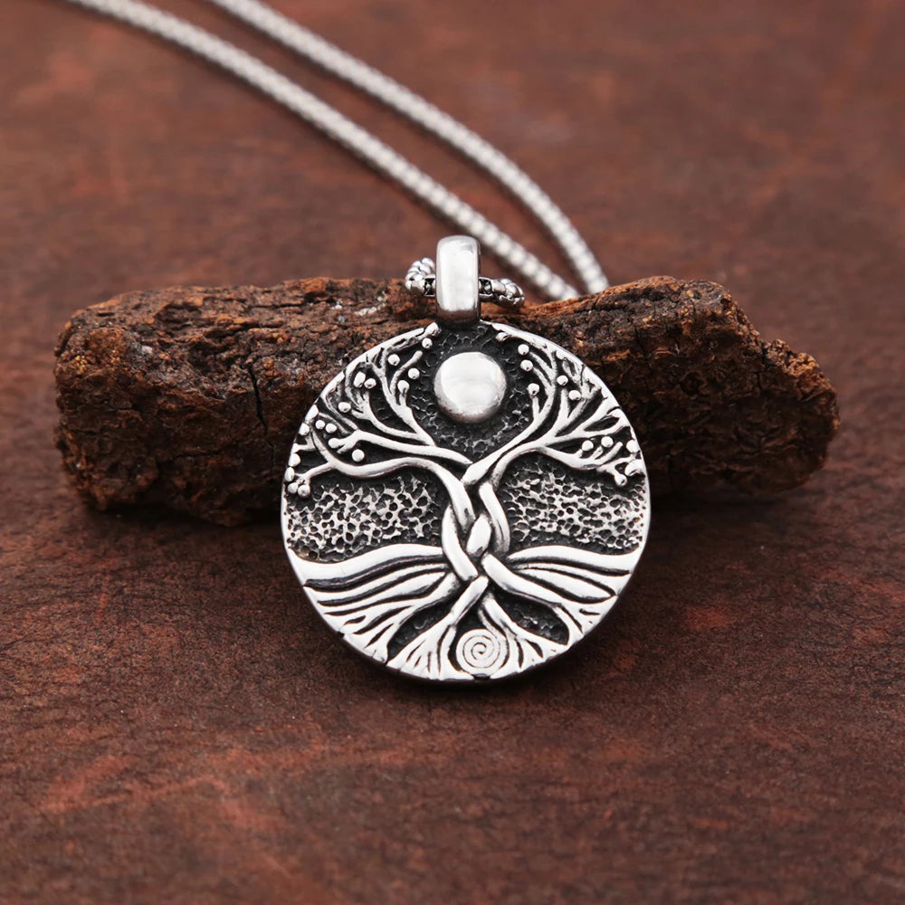 Colgante de árbol de la vida vikingo nórdico vintage de moda para hombre, collar de acero inoxidable Yggdrasils, amuleto, joyería, regalo al por mayor