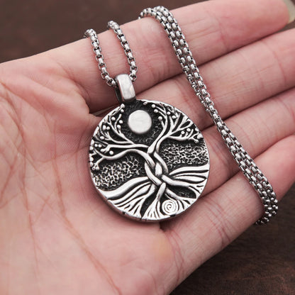 Colgante de árbol de la vida vikingo nórdico vintage de moda para hombre, collar de acero inoxidable Yggdrasils, amuleto, joyería, regalo al por mayor