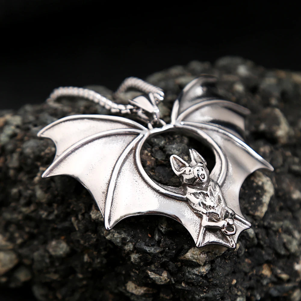 Collar con colgante de murciélago punk para hombre y niño, nuevo diseño, de acero inoxidable, estilo motero, amuleto de moda, joyería, envío directo