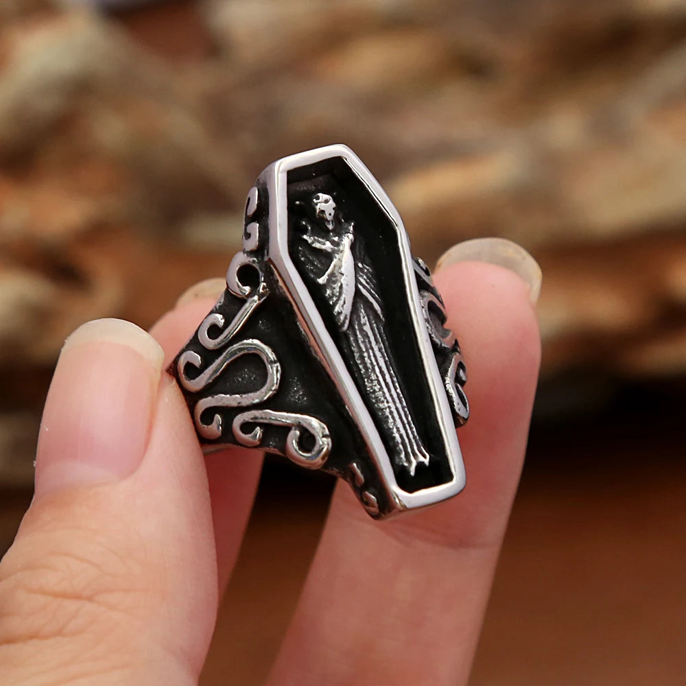 Anillo de calavera de vampiro único retro para hombre, gótico, de acero inoxidable, creativo, ataúd, amuleto de motocicleta, joyería, regalo al por mayor