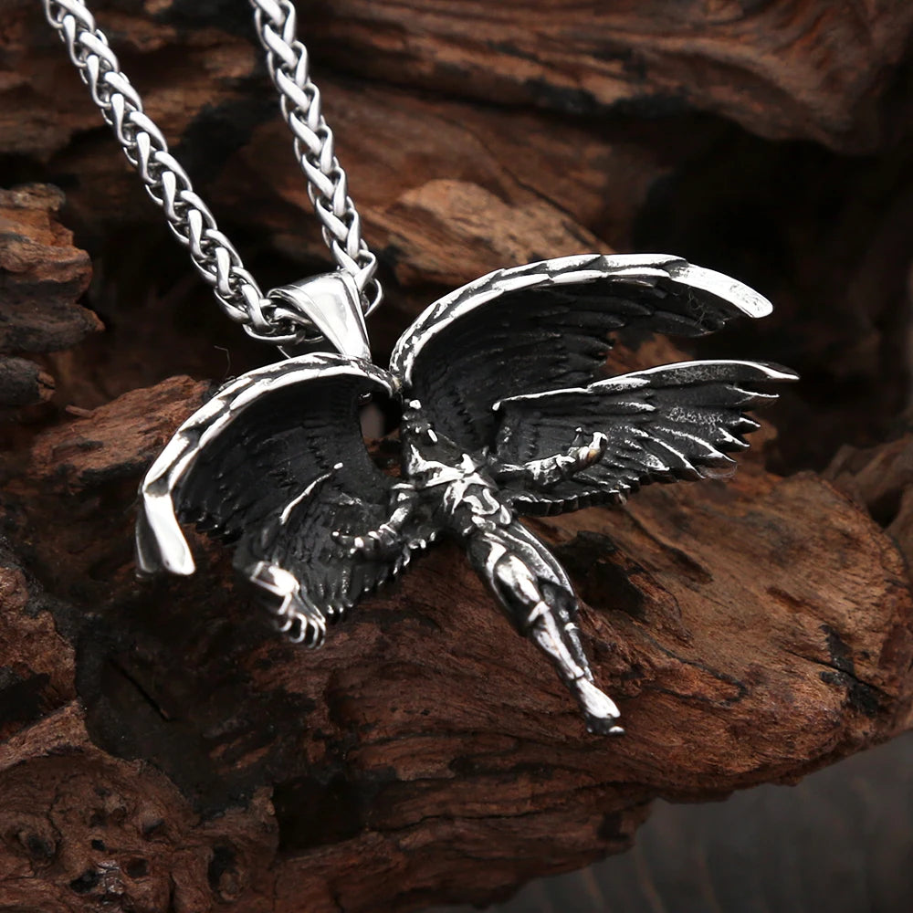 Halskette mit Anhänger in Form von Schutzengelsflügeln (316L)