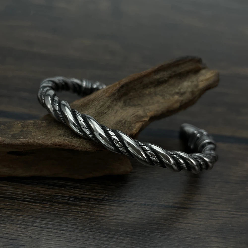 Offenes Armband mit Wikinger-Adlerkopf (316L)