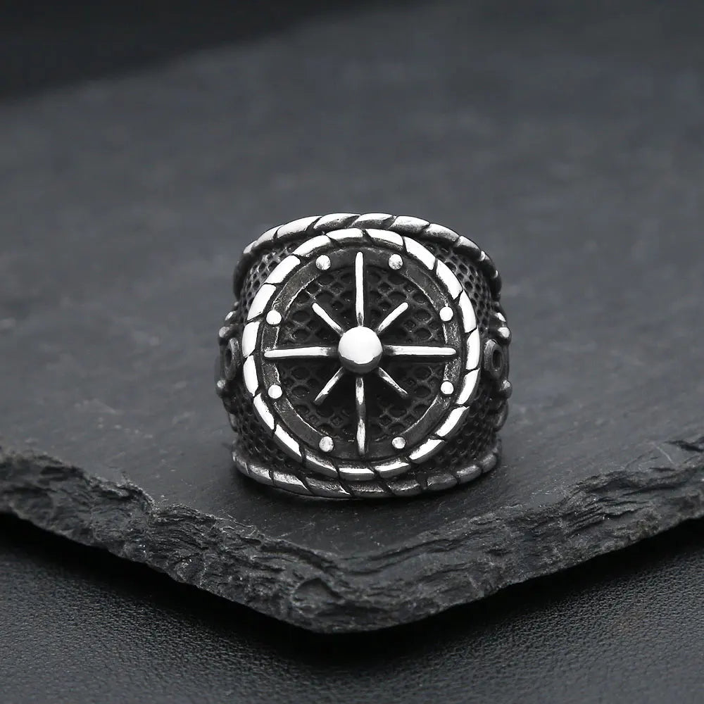 Viking Compass Ring Vegvísir (316L)
